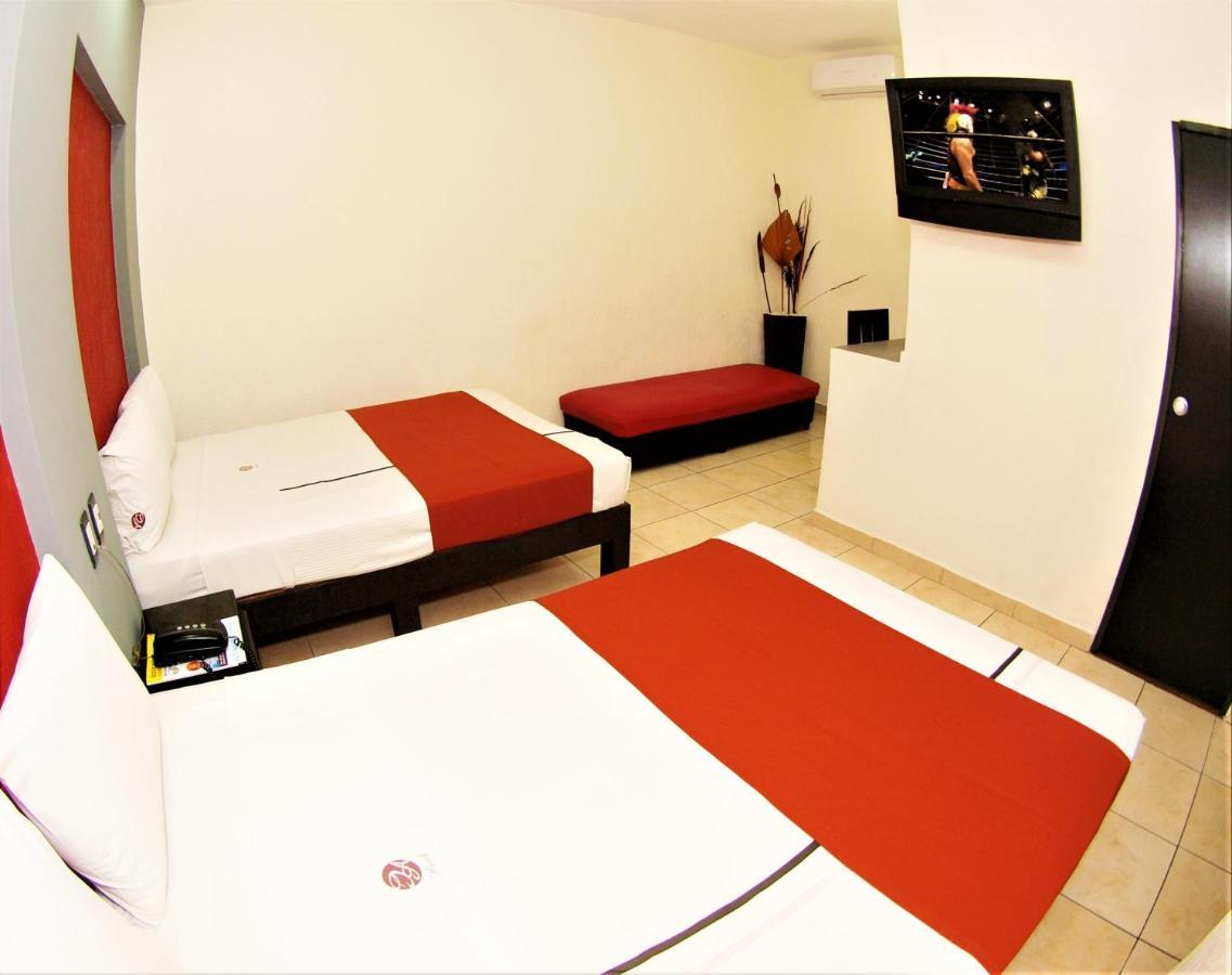 Hotel Jorge Alejandro Γκουανταλαχάρα Εξωτερικό φωτογραφία