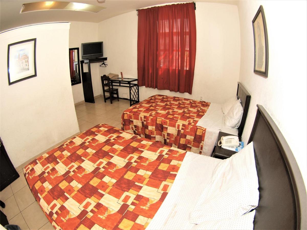 Hotel Jorge Alejandro Γκουανταλαχάρα Εξωτερικό φωτογραφία