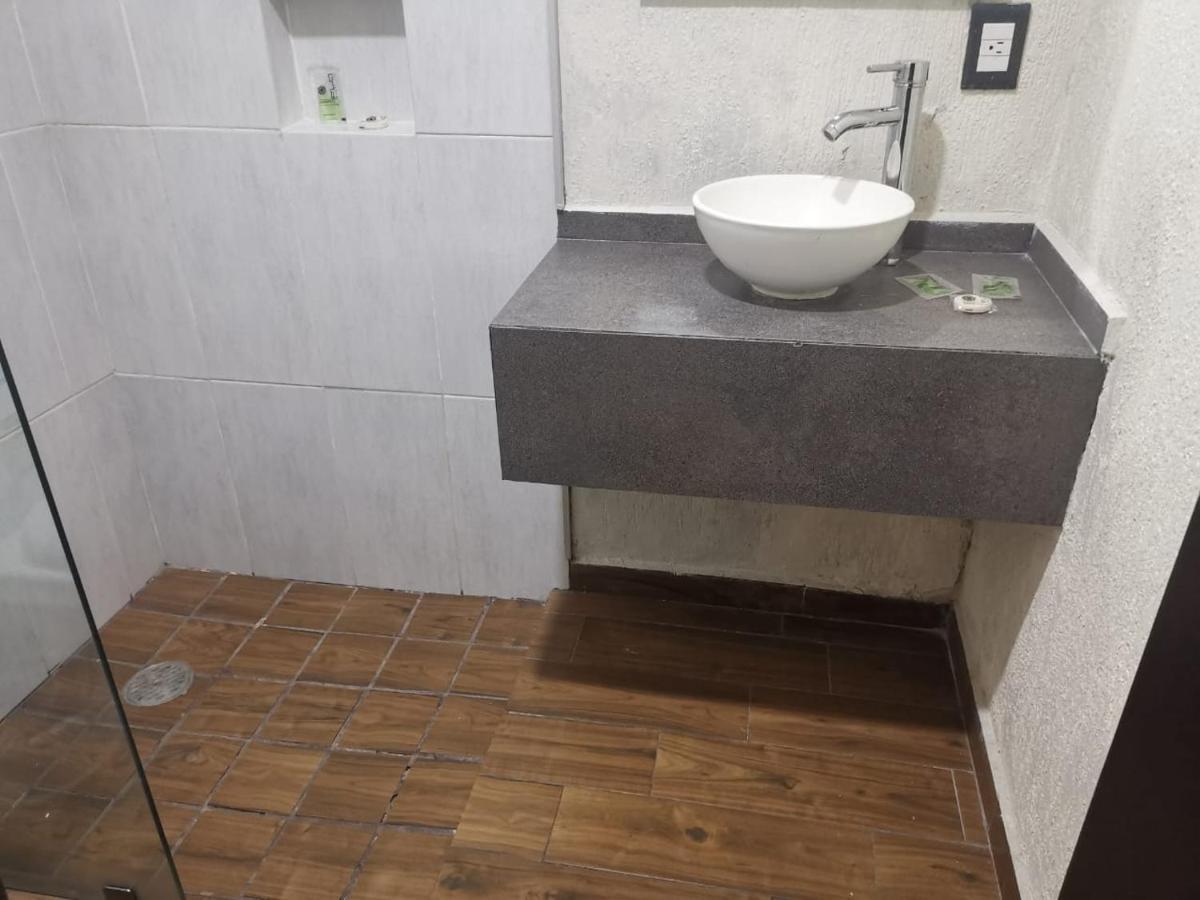 Hotel Jorge Alejandro Γκουανταλαχάρα Εξωτερικό φωτογραφία