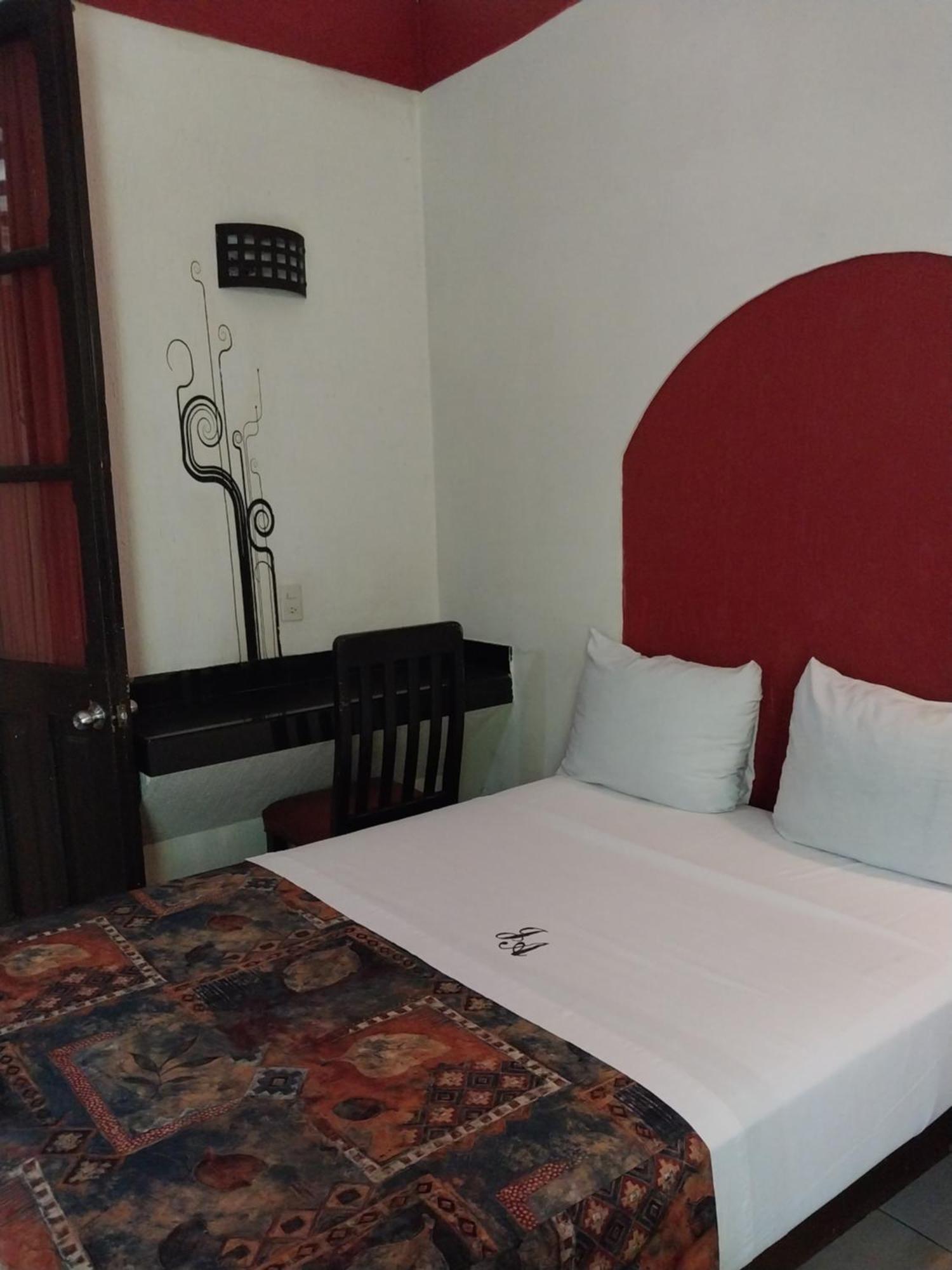 Hotel Jorge Alejandro Γκουανταλαχάρα Εξωτερικό φωτογραφία