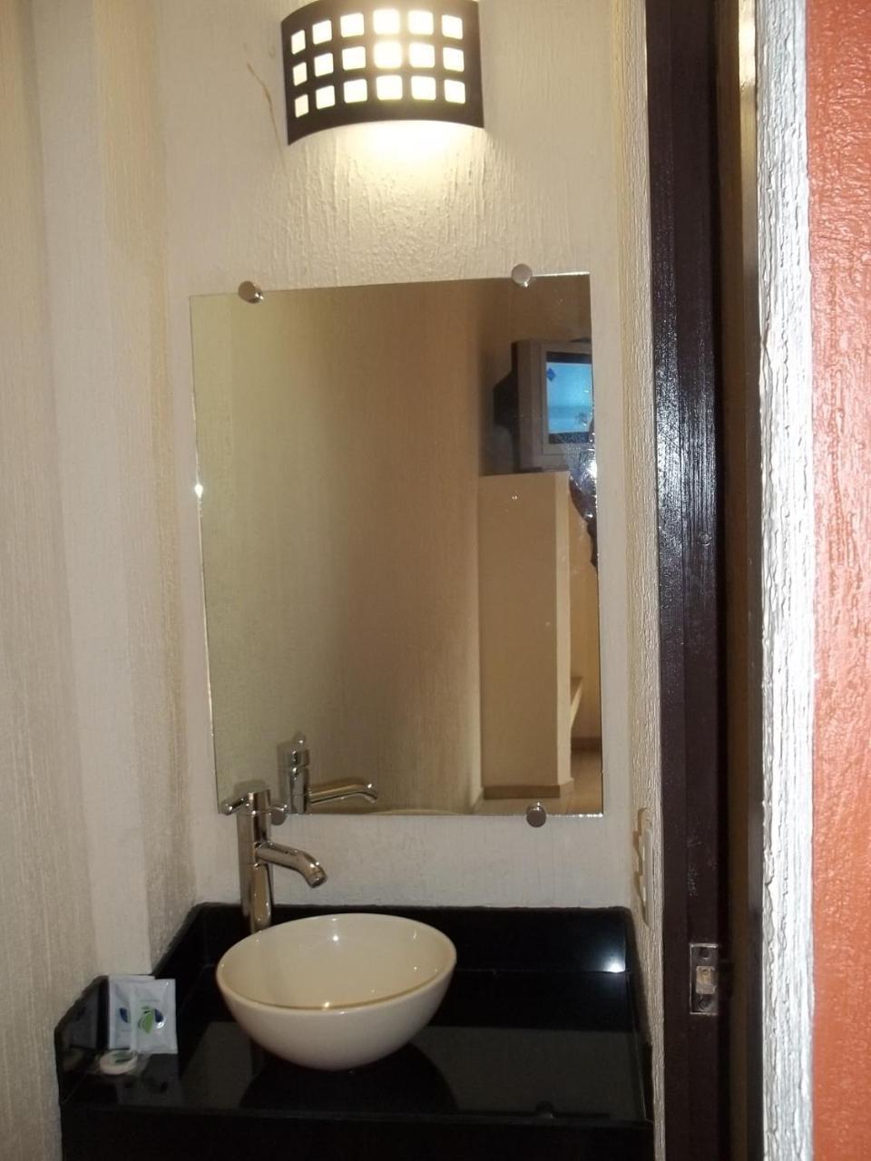 Hotel Jorge Alejandro Γκουανταλαχάρα Εξωτερικό φωτογραφία